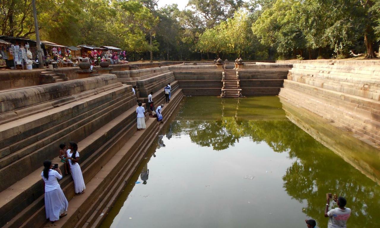 Homestay Camping Anuradhapura Exteriör bild