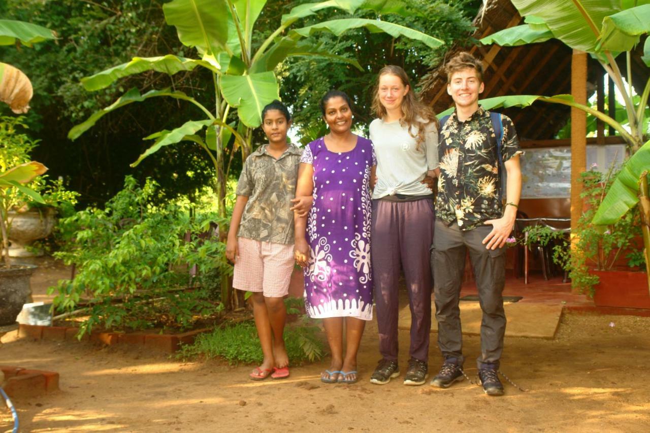 Homestay Camping Anuradhapura Exteriör bild