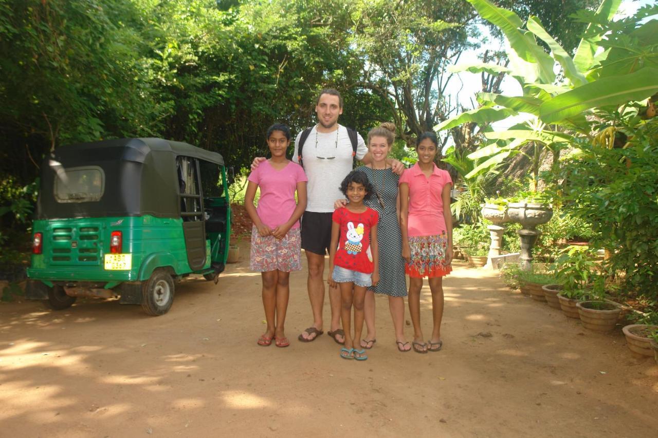 Homestay Camping Anuradhapura Exteriör bild