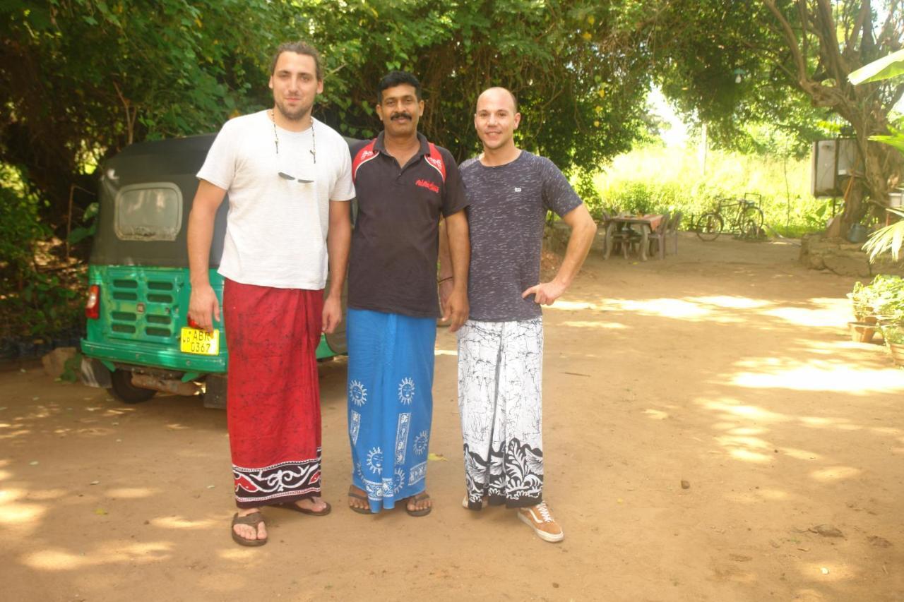 Homestay Camping Anuradhapura Exteriör bild